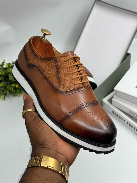 Dress shoes