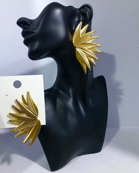 Earring