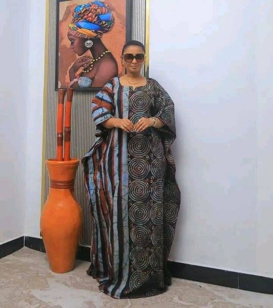 Robe boubou disponible a 9000fr