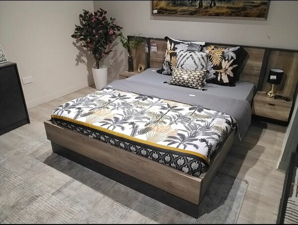 TORONTO BED