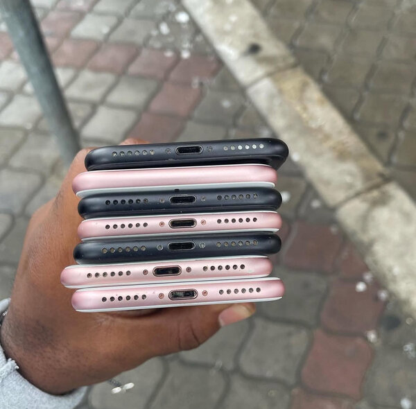 IPhone 7 64gig