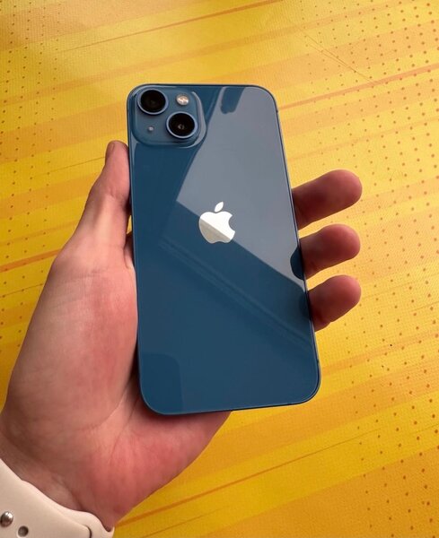 iPhone 13