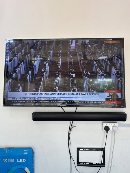 NASCO TV 55 inches