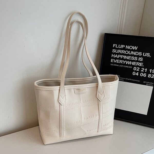 HAND BAG