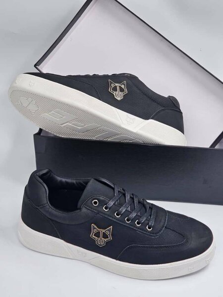 Casual Sneakers