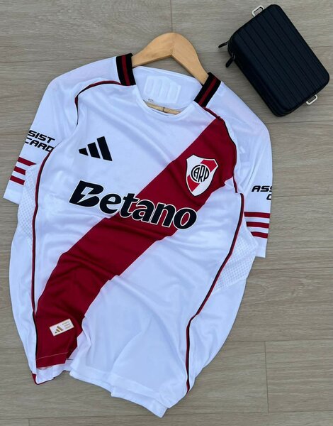 Maillots de football de club