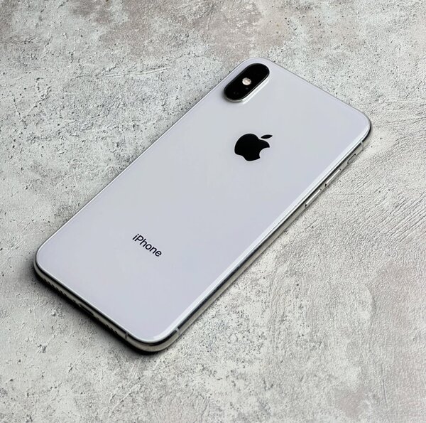 IPHONE X
