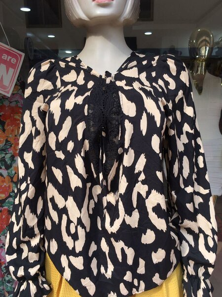 Long sleeve top