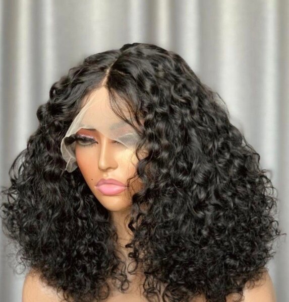 Curly wig