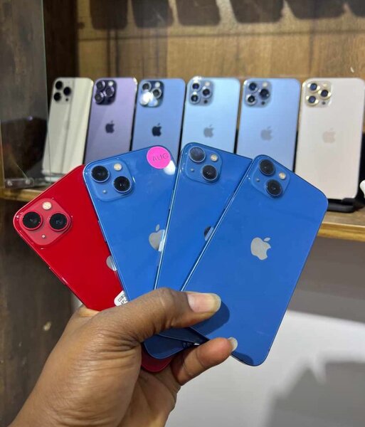 iPhone 13