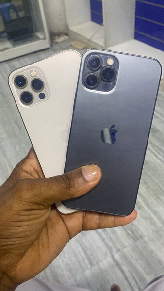 iPhone 12pro 128gig
