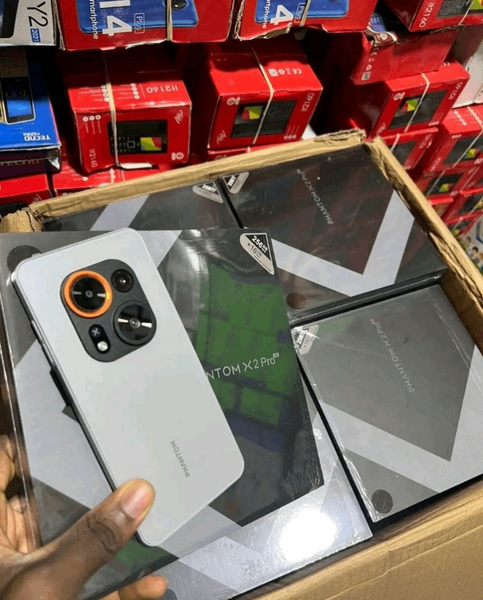 Smartphone Phantom X2 Pro