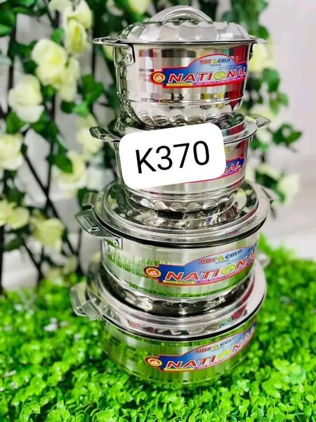 Set of 4 pots