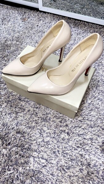 Women heels