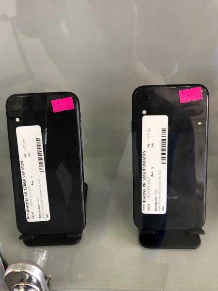 iPhone XR