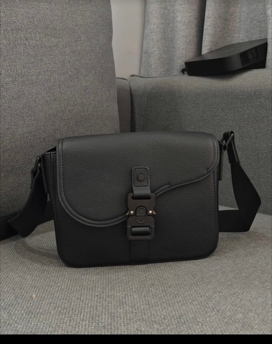 Sac bandoulière en cuir élégant