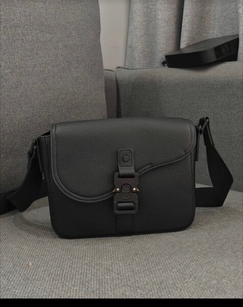 Sac bandoulière en cuir élégant