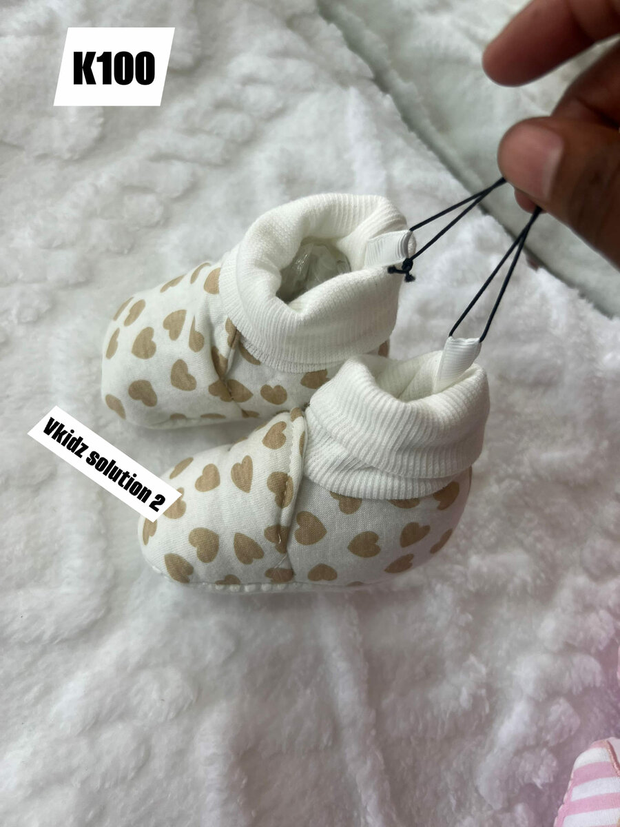 Children's shoes
