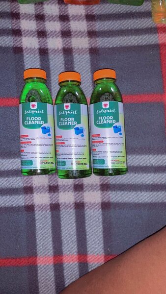 Floor cleaner
