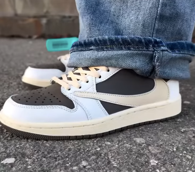Nike Jordan 1 Low