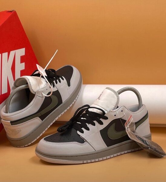 Jordan 1