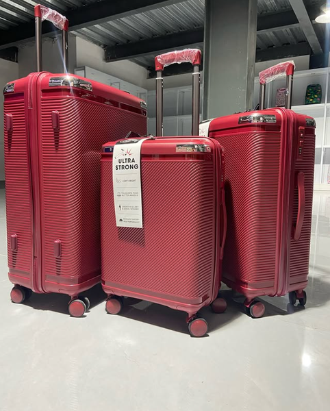Suitcase Wine-red