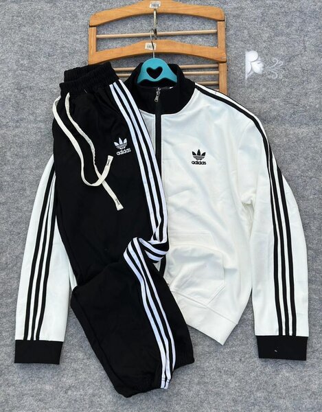 Ensemble de survêtement Adidas