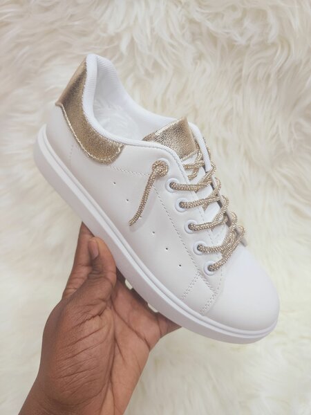 PAIRE DE TENNIS