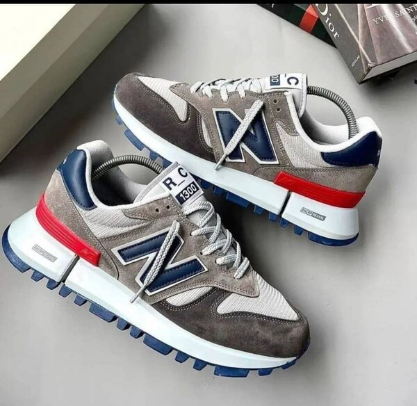 New balance sneaker