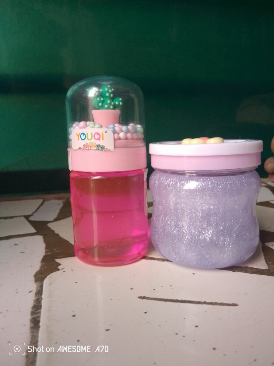 Slime coloré et étincelant