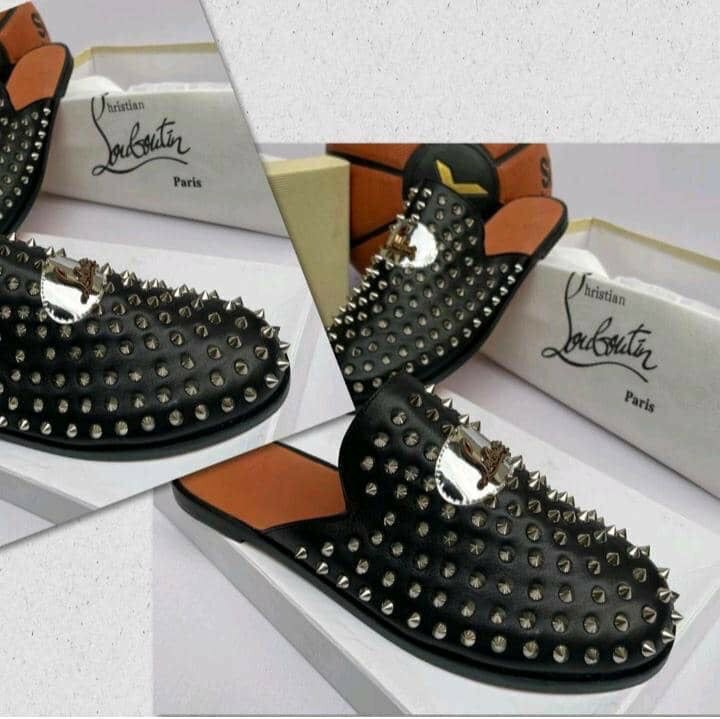 Loubutin Half shoes