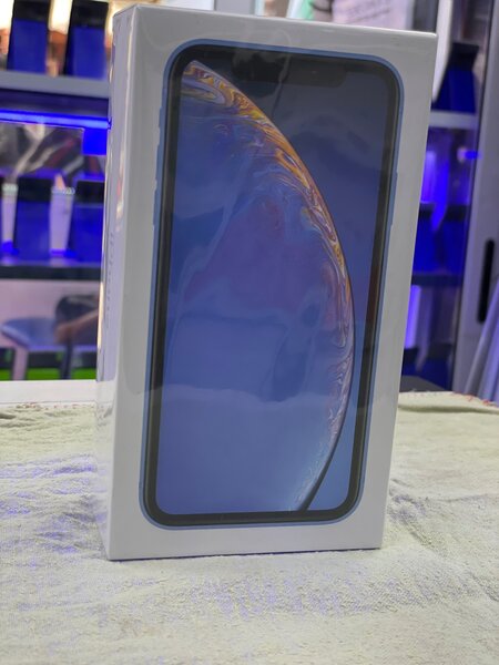 iPhone XR 64gb