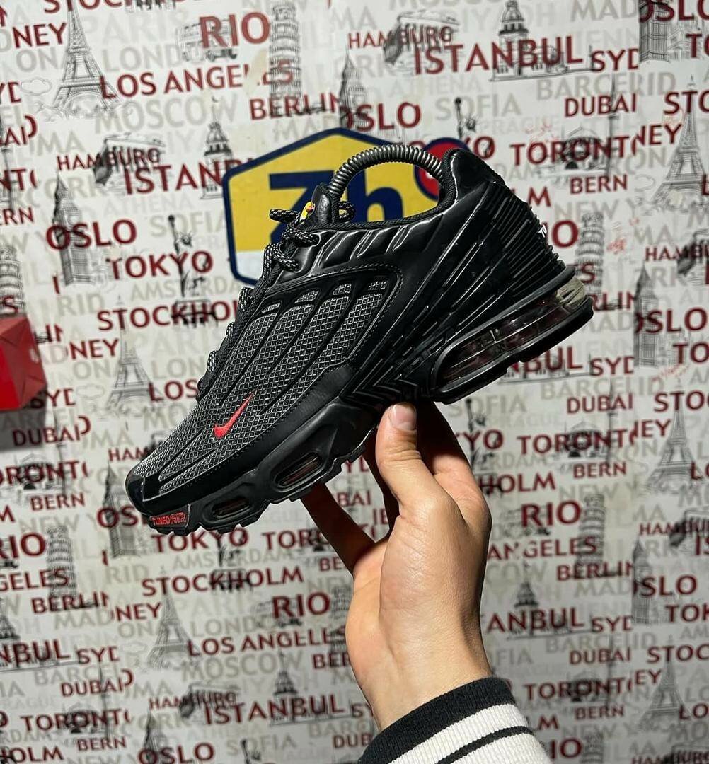 Baskets Noires Homme Sport