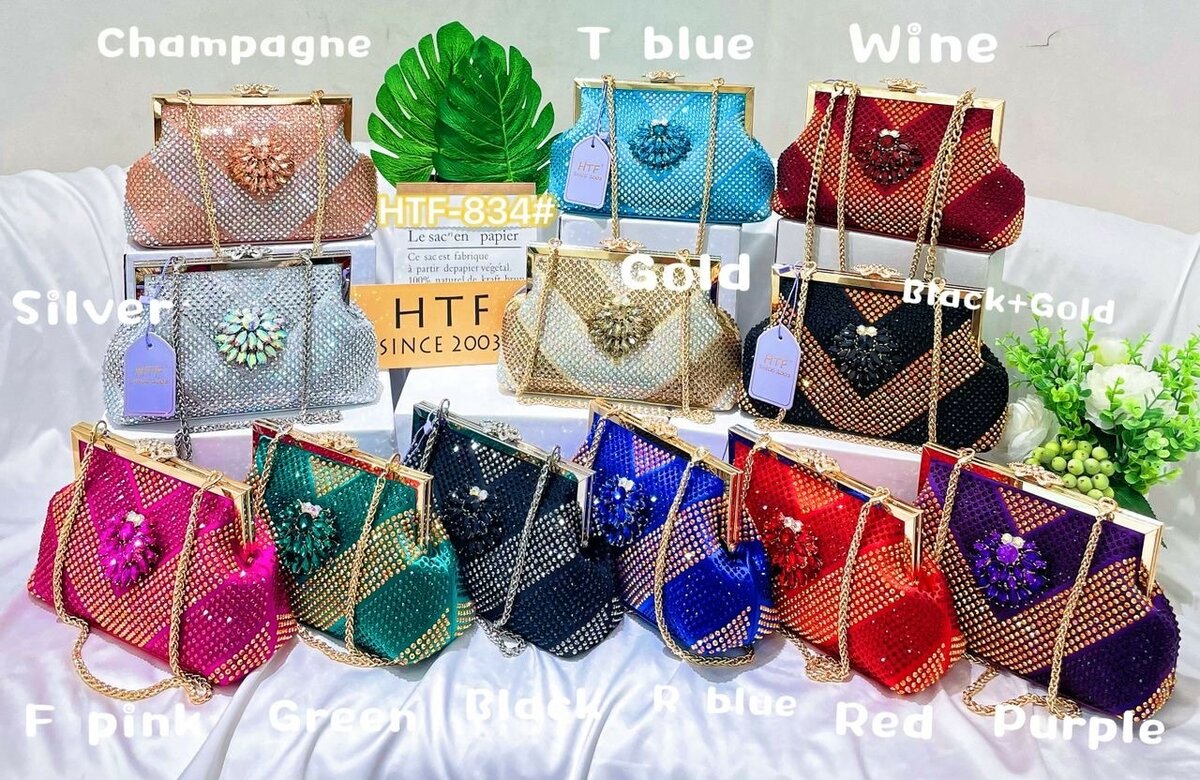 Clutch purse