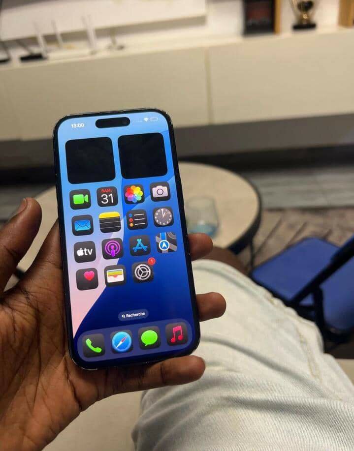 iPhone 15 Noir