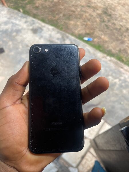 IPHONE 7 32gig