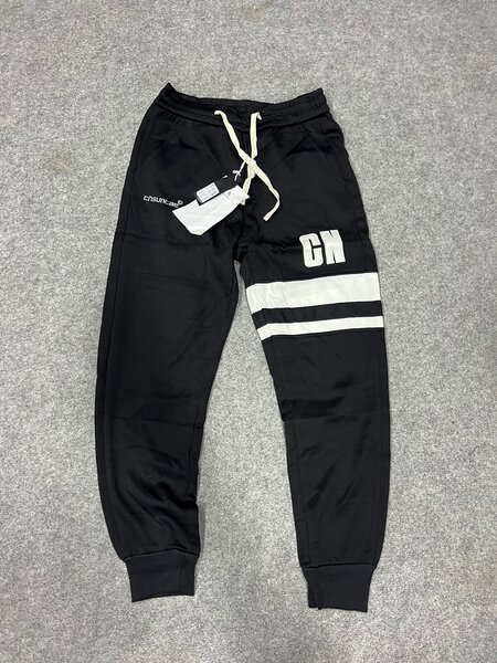 Jogging disponible tout le taille