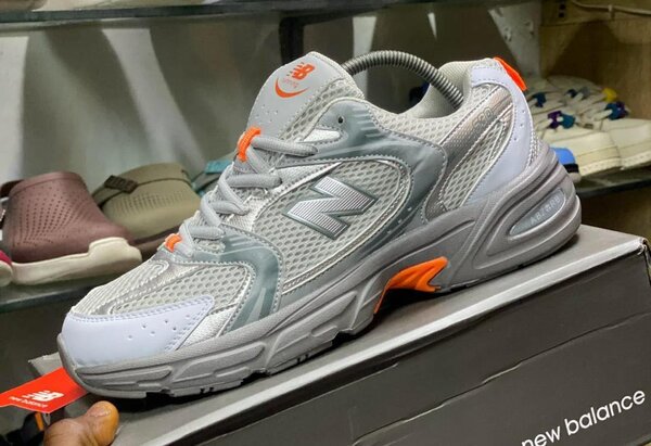 NEW BALANCE 530