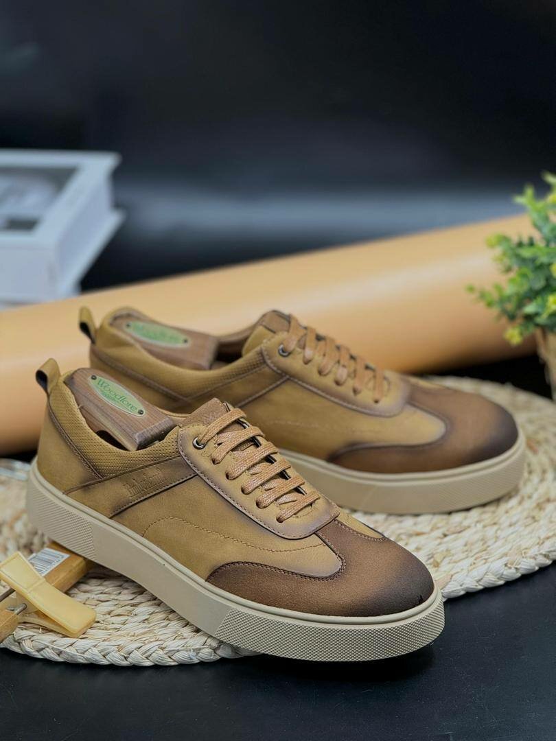 Fashion shoes