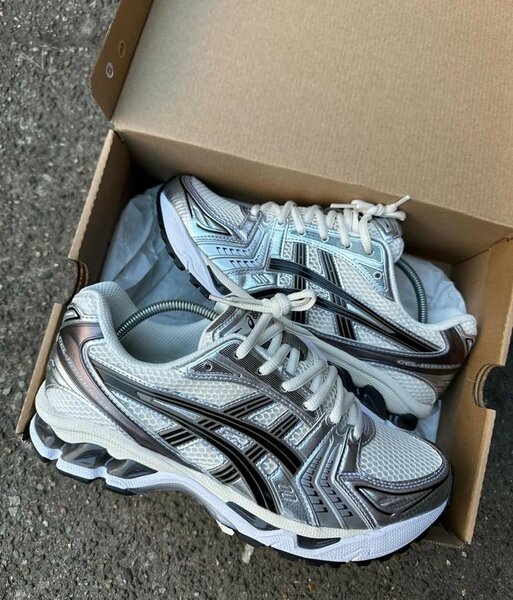 Asics Gel-Kayano 14 Sneakers