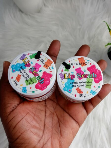 Lip Scrub & Brush