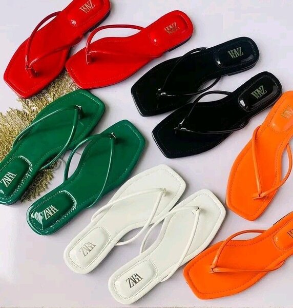 Ladies slippers