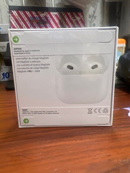 AirPods 3