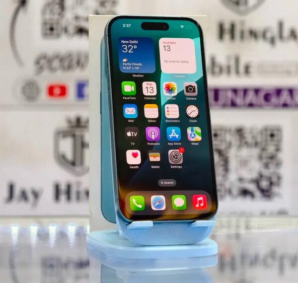 iPhone 16