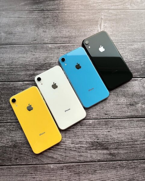 iPhone XR 64gig