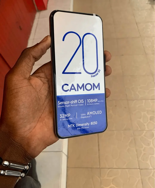 Camom 20 Premier 5G Smartphone