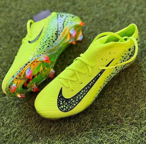 CRAMPON NIKE
