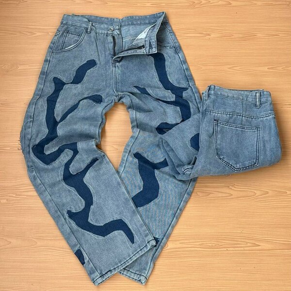 Baggy jeans