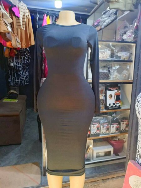 DRESSES.