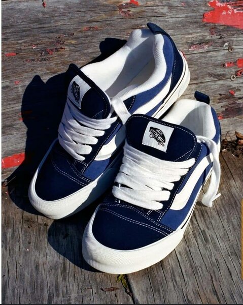 Vans Knu Skool